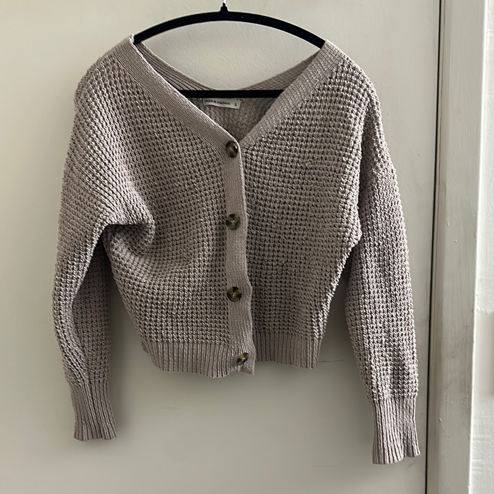 Moon & Madison Taupe Button-Up Cardigan